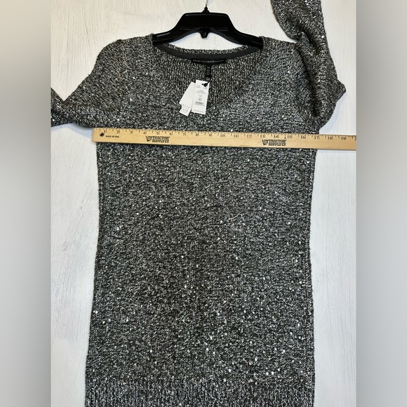 White House Black Market XS Grey Sequin V-Neck Long Sleeve Tunic Sweater NWT - Picture 4 of 10